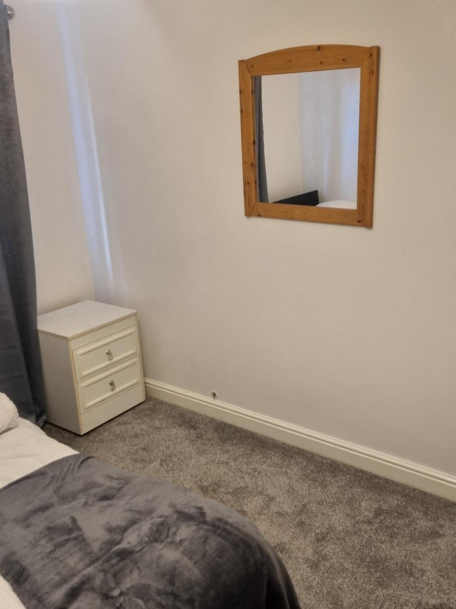 Maidstone Villa 3 Bedroom Free Sports Channels,Parking Sleeps 7 Exterior foto