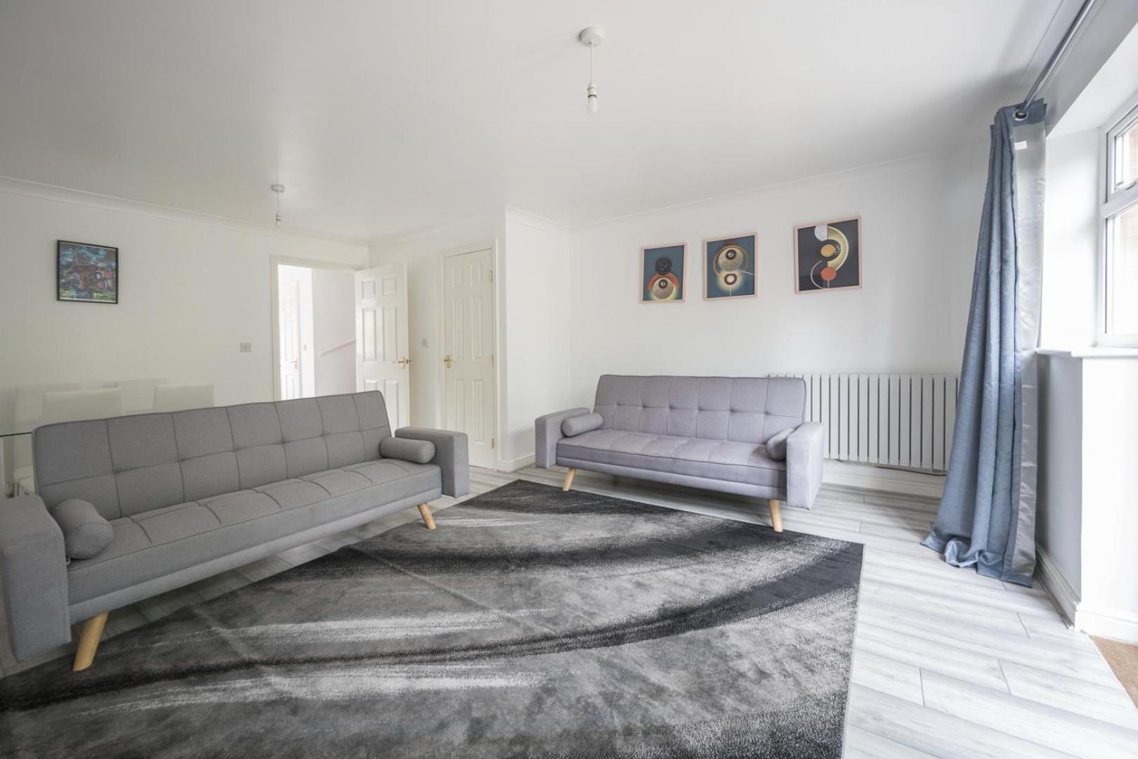 Maidstone Villa 3 Bedroom Free Sports Channels,Parking Sleeps 7 Exterior foto